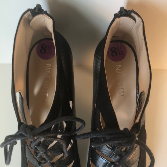 Nine West Laced Heels - Picture 6 of 8